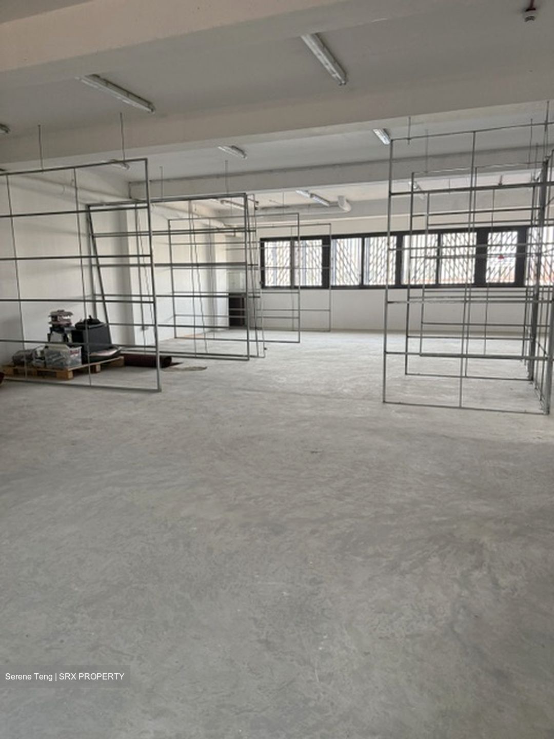Senang Crescent (D14), Factory #612607161